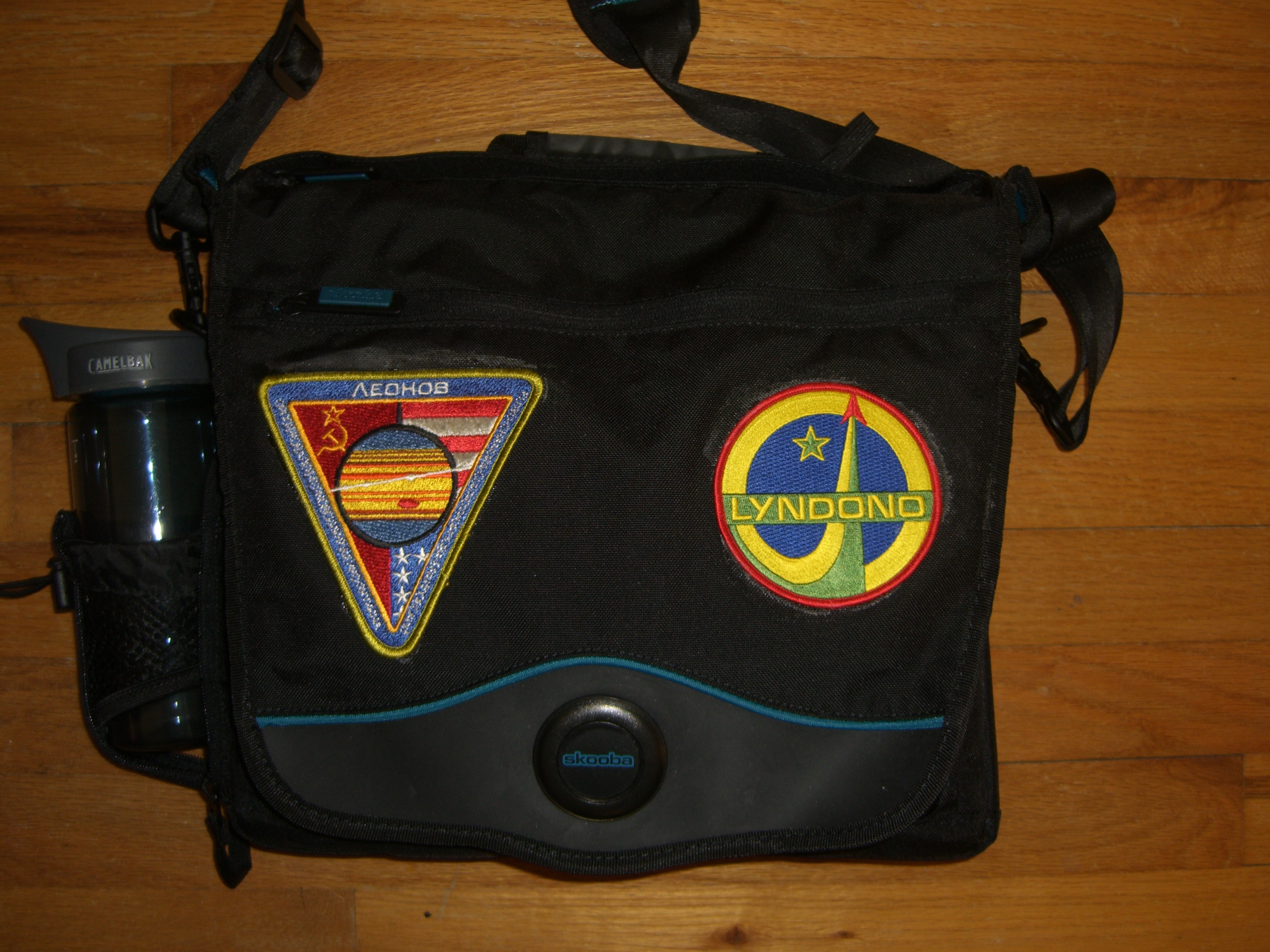 Skooba Tablet Messenger v.3 - with Firefly Patches